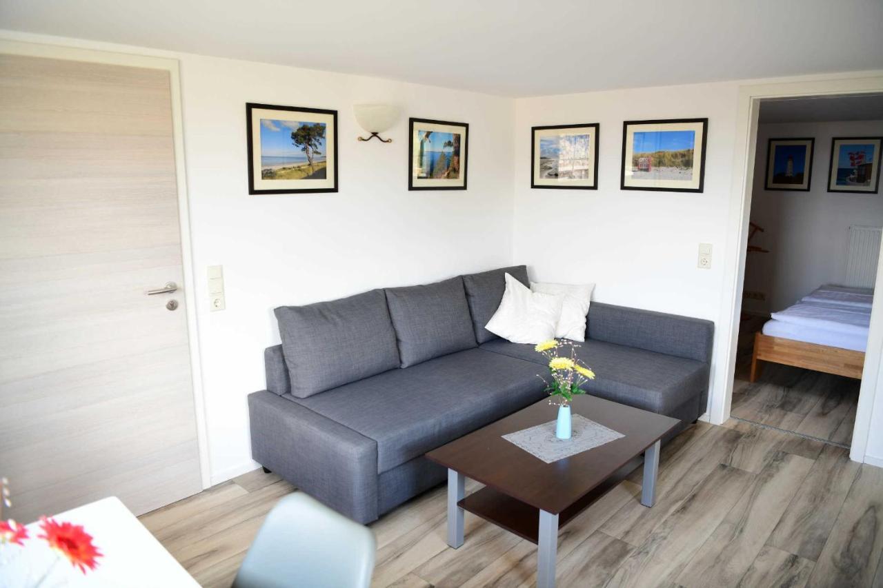 Meutzner Hohendorf Wolgast Apartment ภายนอก รูปภาพ